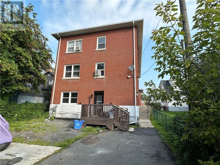 Property Photo:  481 Ontario Street Unit# 3  ON P3E 4K4 