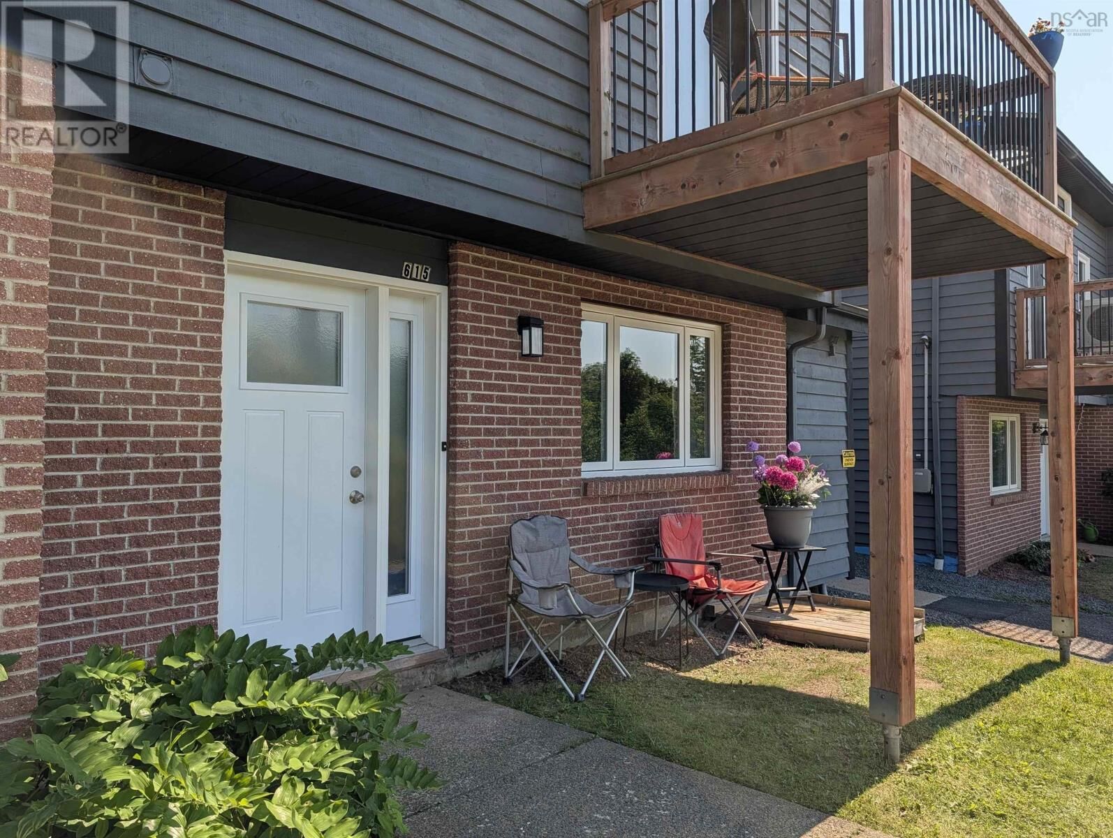 Property Photo: 6 Blomidon Terrace 615 NS B4P 2G9
