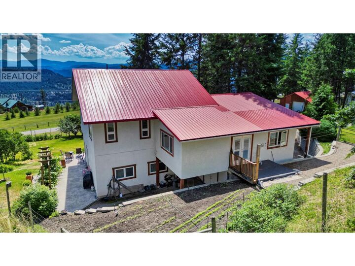 Property Photo: 1845 Hulme Creek BC V0H 1Y0