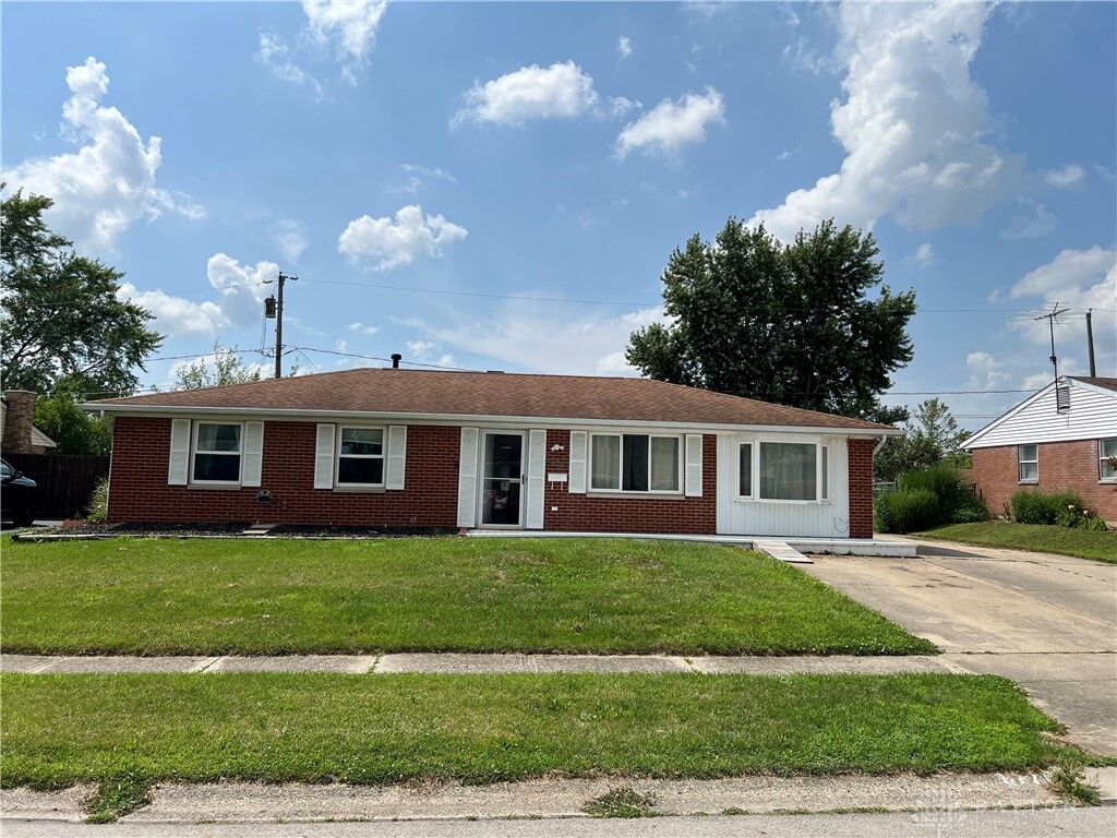 Property Photo:  7711 Rothfield Drive  OH 45424 