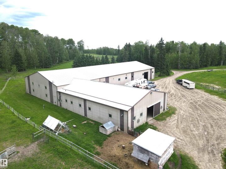 Property Photo: 411048C Buster Creek Road AB T4T 1A5