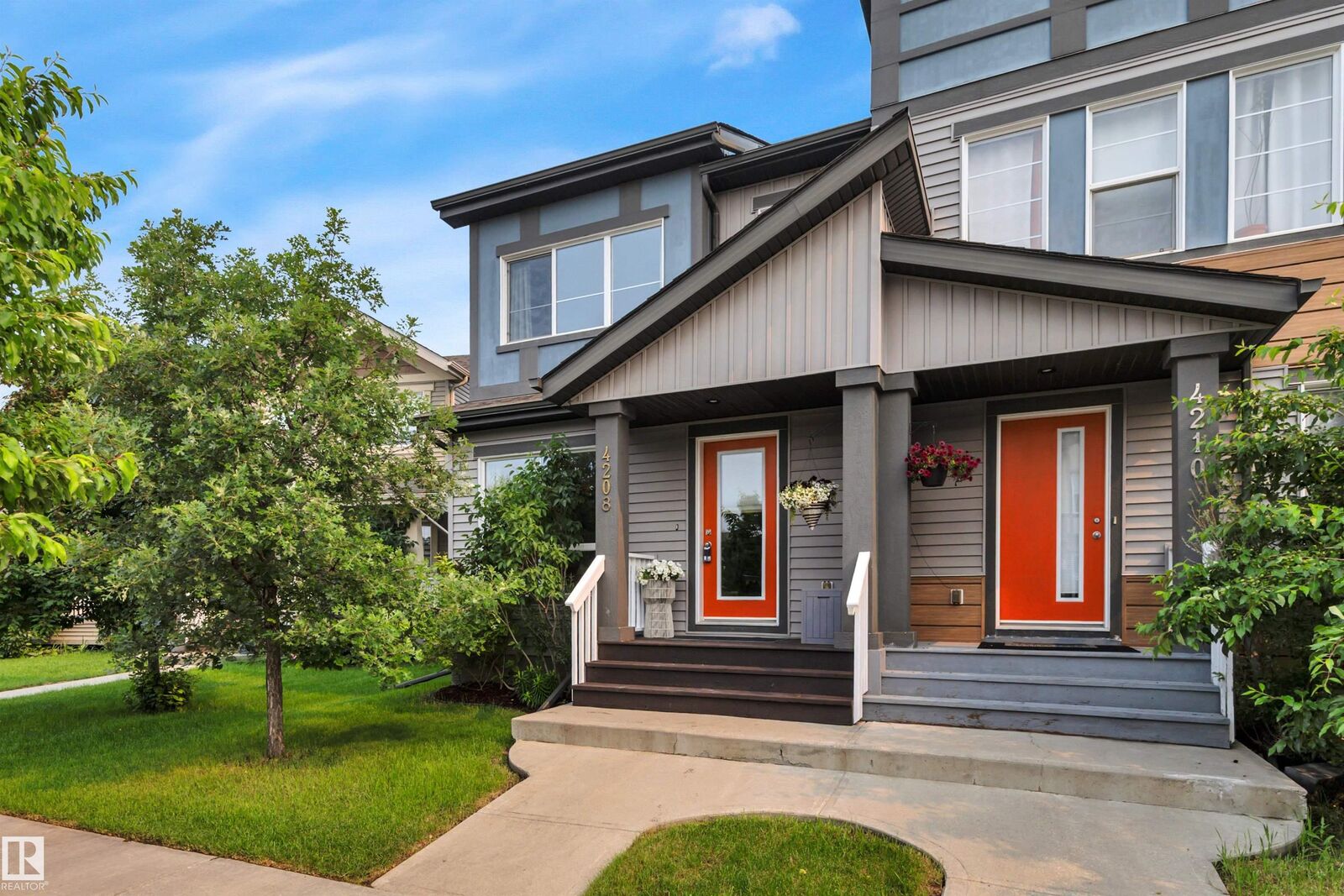 Property Photo:  4208 Prowse Way SW  AB T6W 3A6 