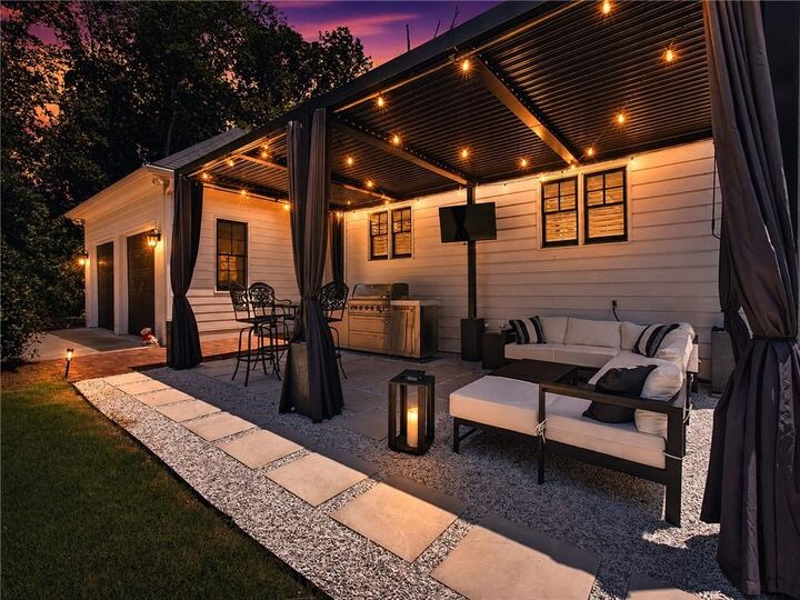 Property Photo:  3735 Lakeside Circle  GA 30041 