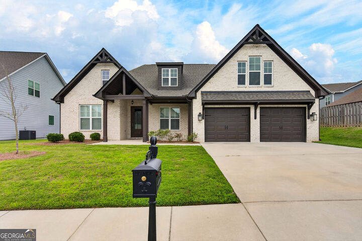 Property Photo:  206 Linman Drive  GA 30241 