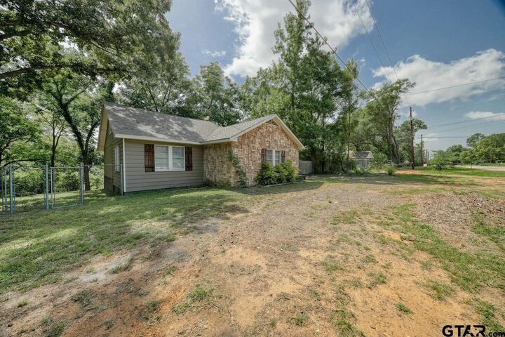Property Photo:  508 N Tyler St  TX 75755 