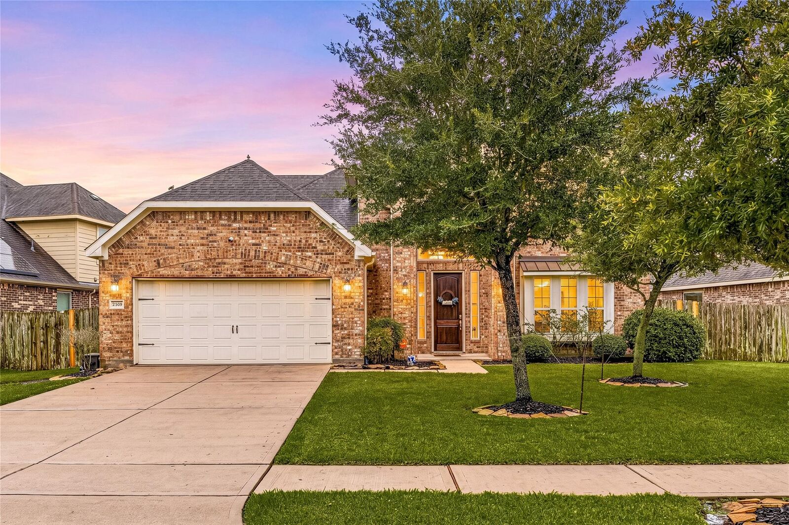 Property Photo: 7018 Pearl Terrace Lane TX 77469