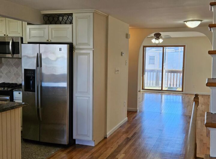 Property Photo:  84 Laidlaw Ave  NJ 07306 