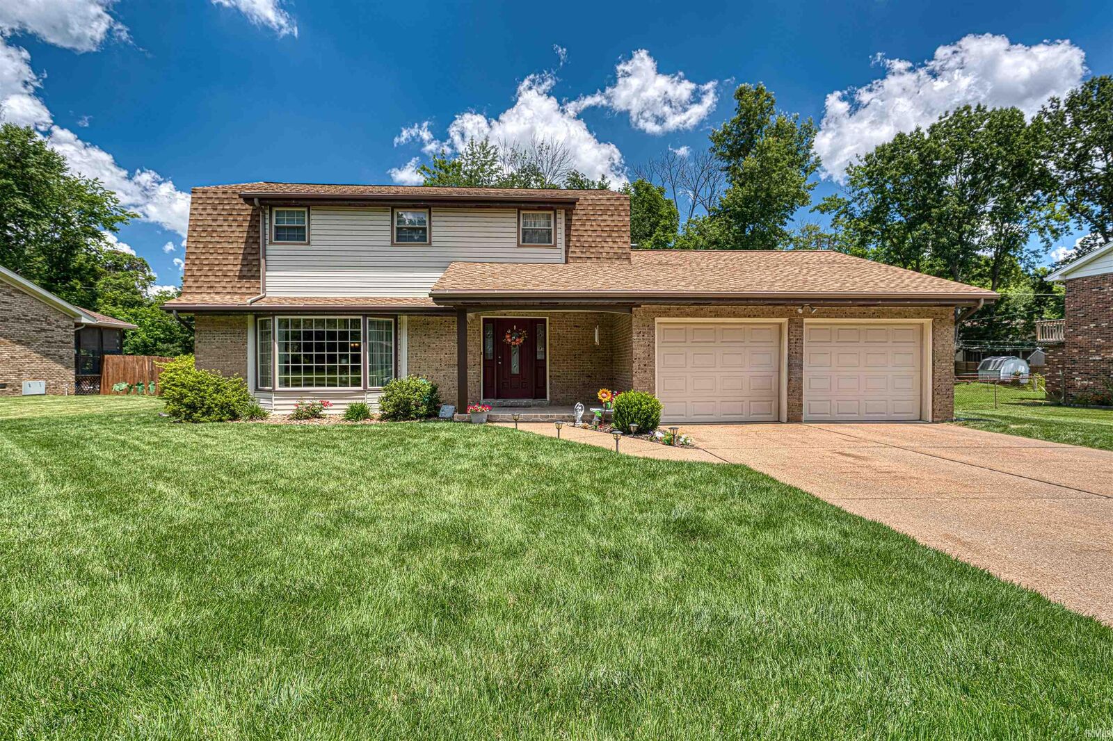 Property Photo:  7501 Meadowview Drive  IN 47710-4845 