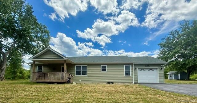 Property Photo:  517 Crescent Avenue  NY 12528 