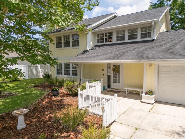 Property Photo: 31 Wendover Lane FL 32164