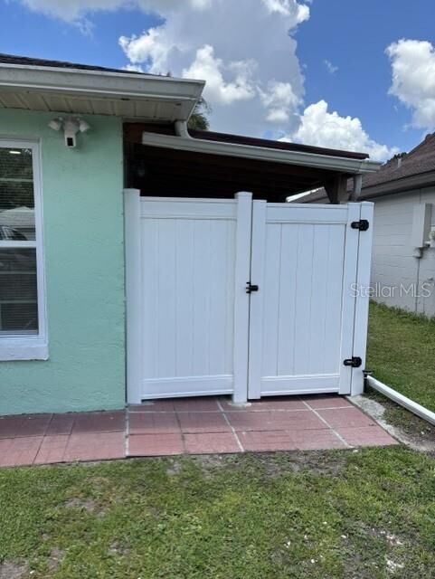 Property Photo:  12624 Indiana Woods Lane  FL 32824 