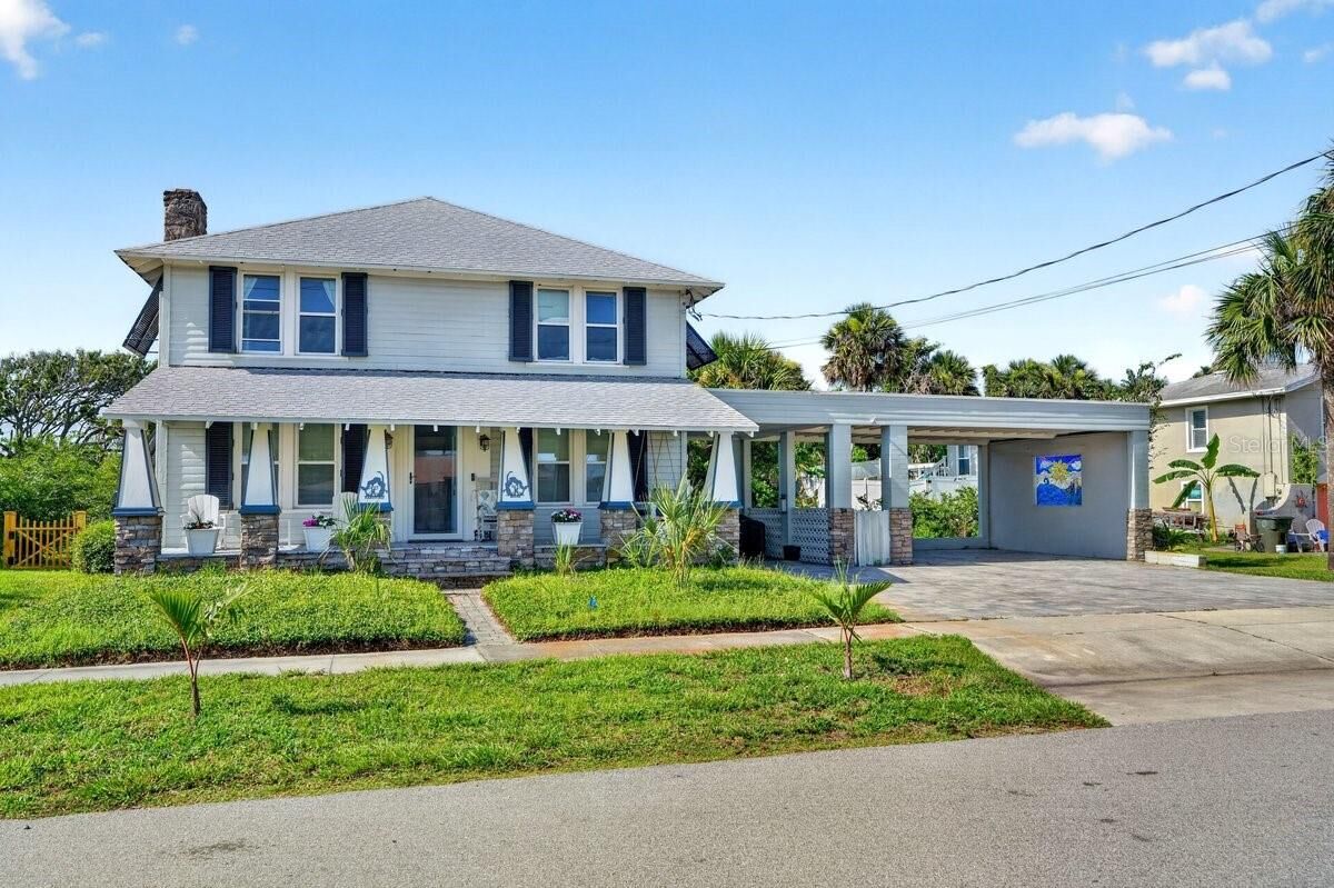 Property Photo:  330 Hartford Avenue  FL 32118 