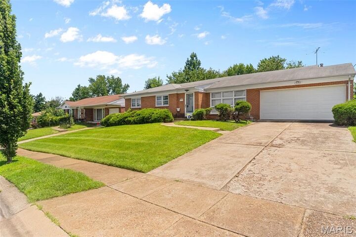 Property Photo:  7958 Glenside Place  MO 63130 