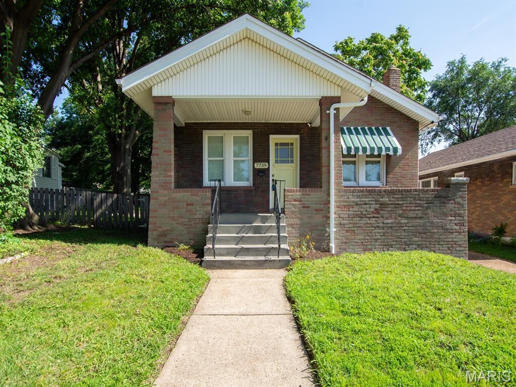 Property Photo:  7739 Dale Avenue  MO 63117 