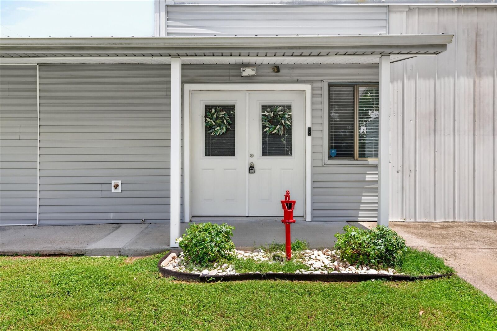 Property Photo:  1508 Highway 79  TN 37058 