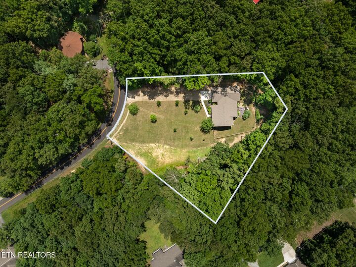 Property Photo: 4117 Chica Rd TN 38572