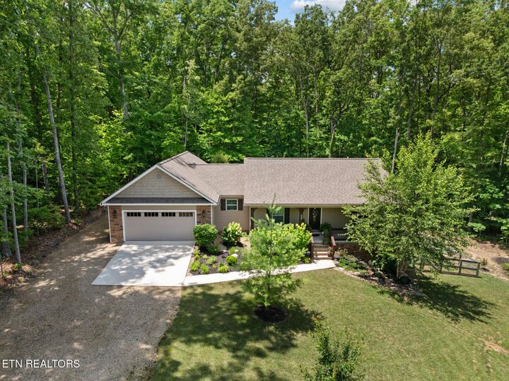 Property Photo: 4117 Chica Rd TN 38572