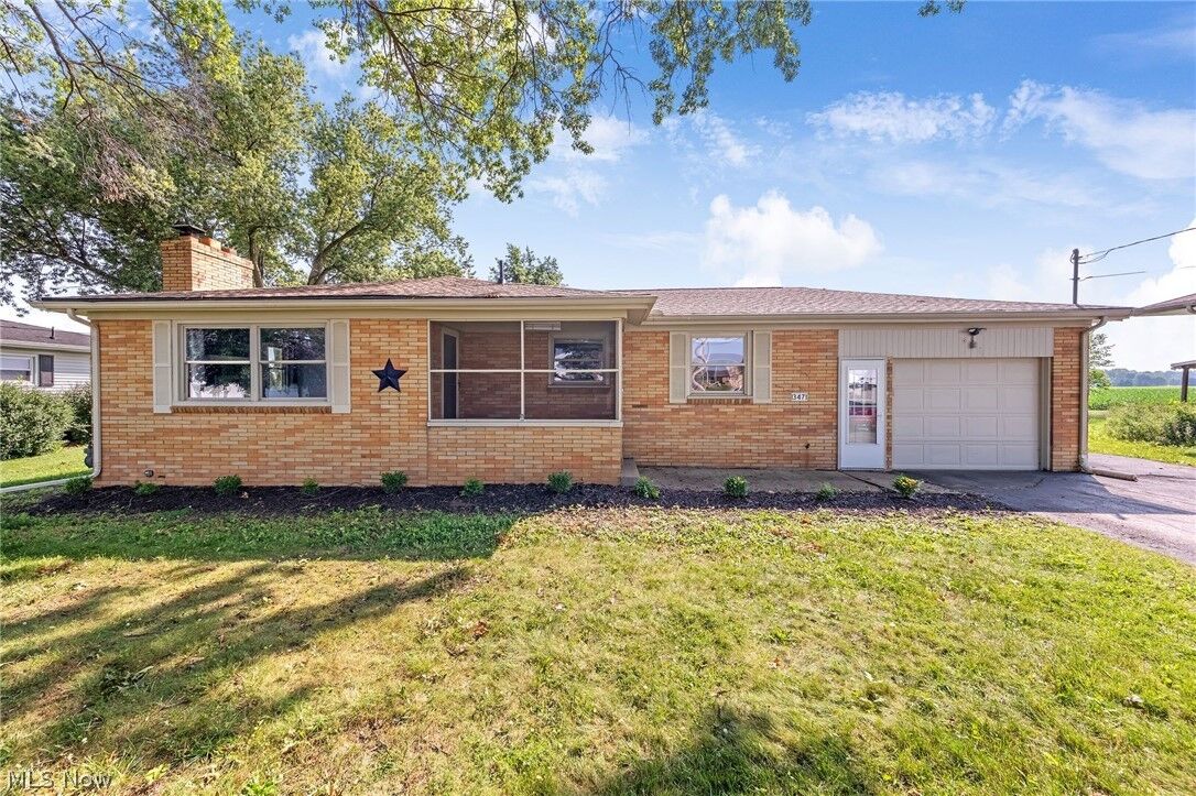 Property Photo:  13471 Kauffman Avenue  OH 44276 