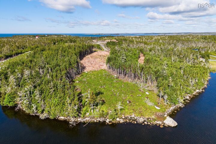 Lot 6 103 Ostrea Lake Road — photo 1