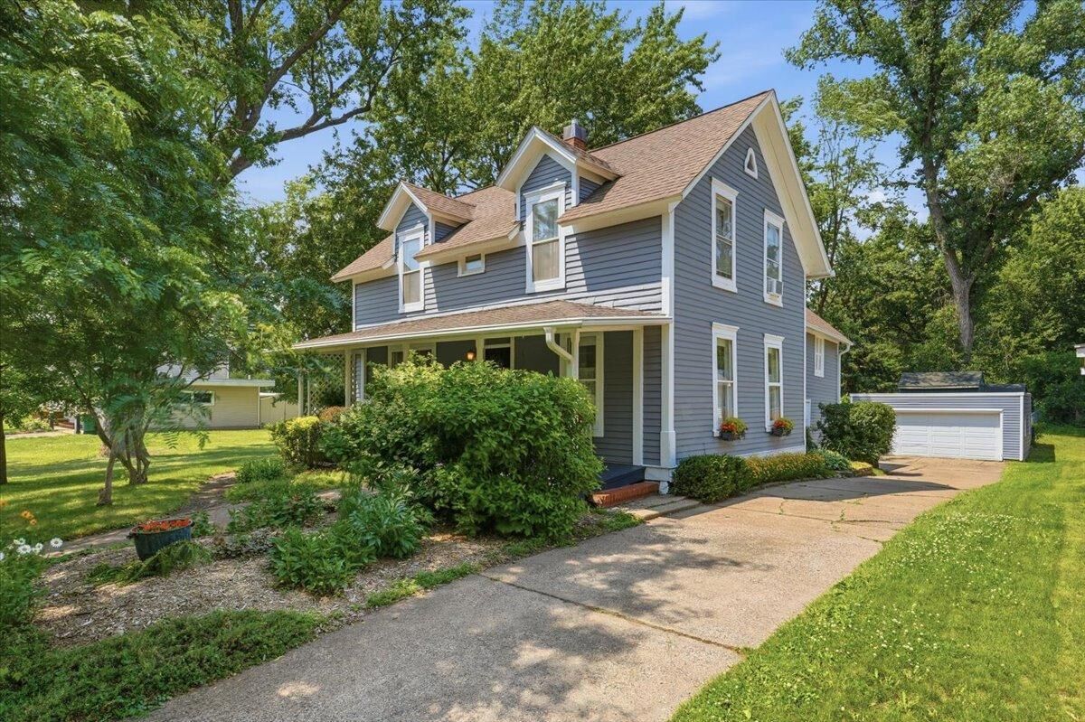 Property Photo: 413 E 1st Street WI 54017