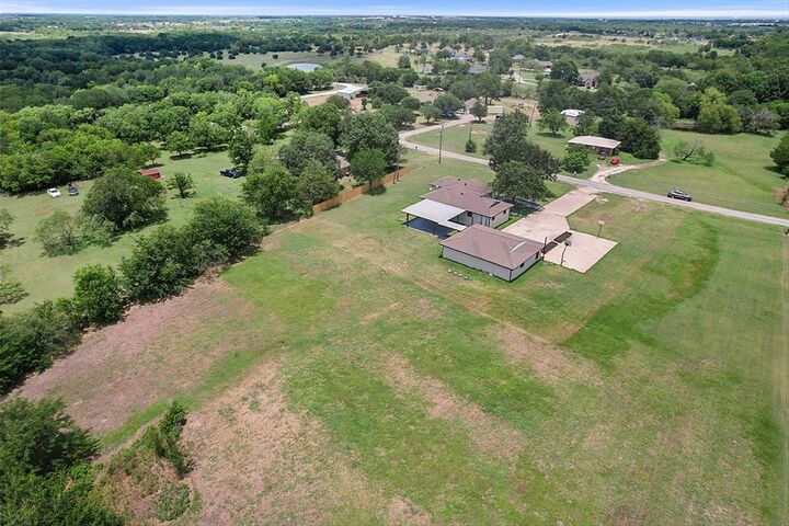 Property Photo: 5835 County Road 2091 TX 75110