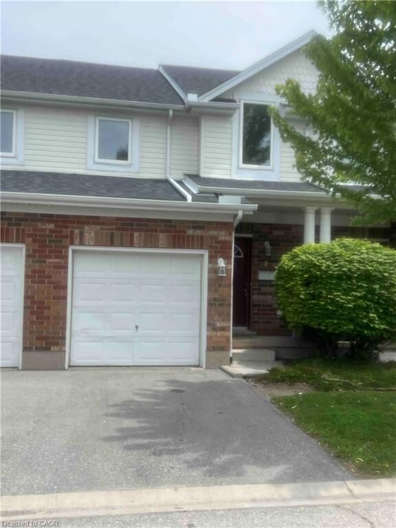 151 Clairfields Drive E 4 — photo 1