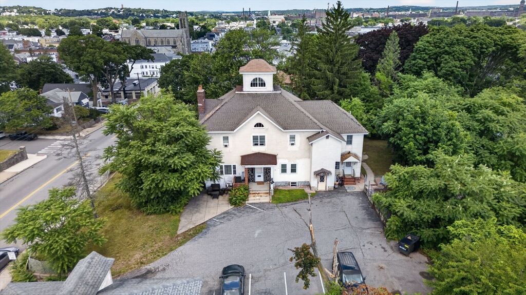 Property Photo:  350 S Broadway  MA 01843 