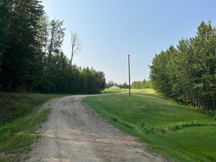 Property Photo: 735021 Range Road 80 SW AB T0G 0M0