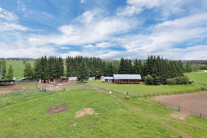 Property Photo: 384082 22 Highway AB T4T 1J6