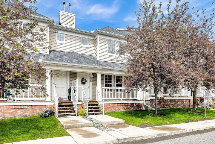 86 Country Village Gate NE — photo 1