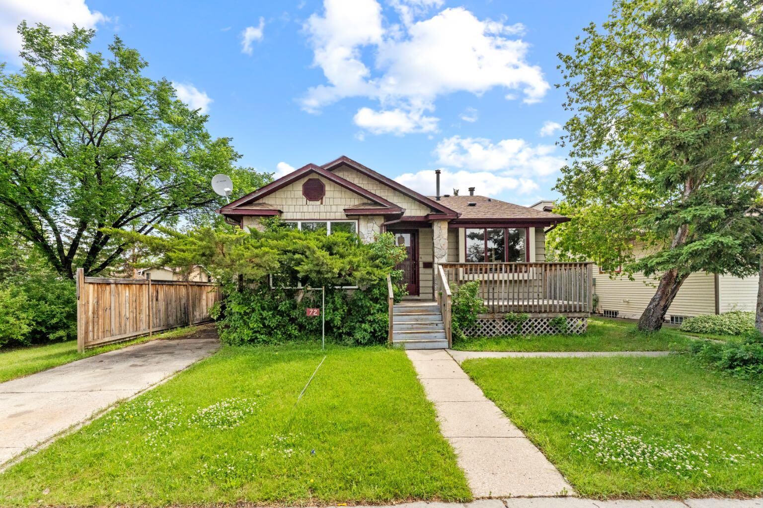 Property Photo: 72 Templeson Way NE AB T1Y 5P9