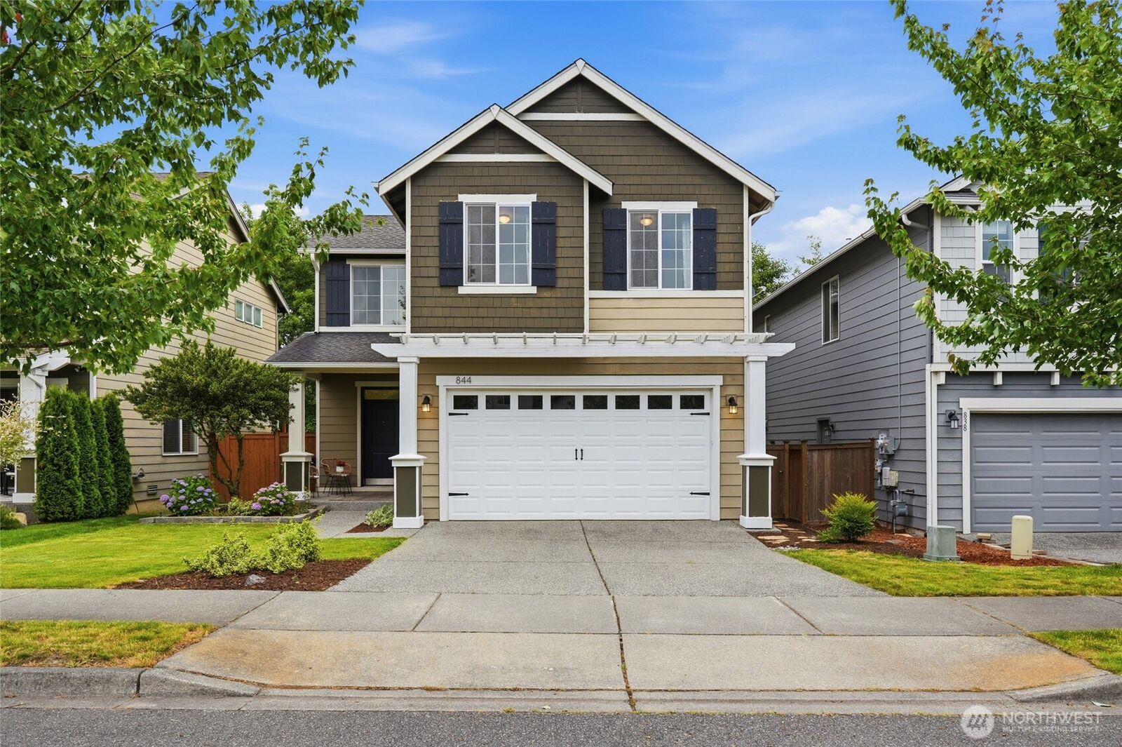 Property Photo: 844 Panorama Ridge WA 98273