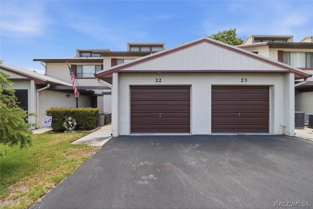 Property Photo:  49 Douglas Street 22  FL 34446 