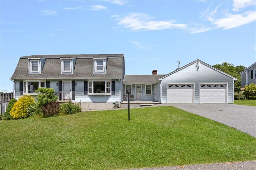 Property Photo:  4 Maloney Lane  RI 02842 
