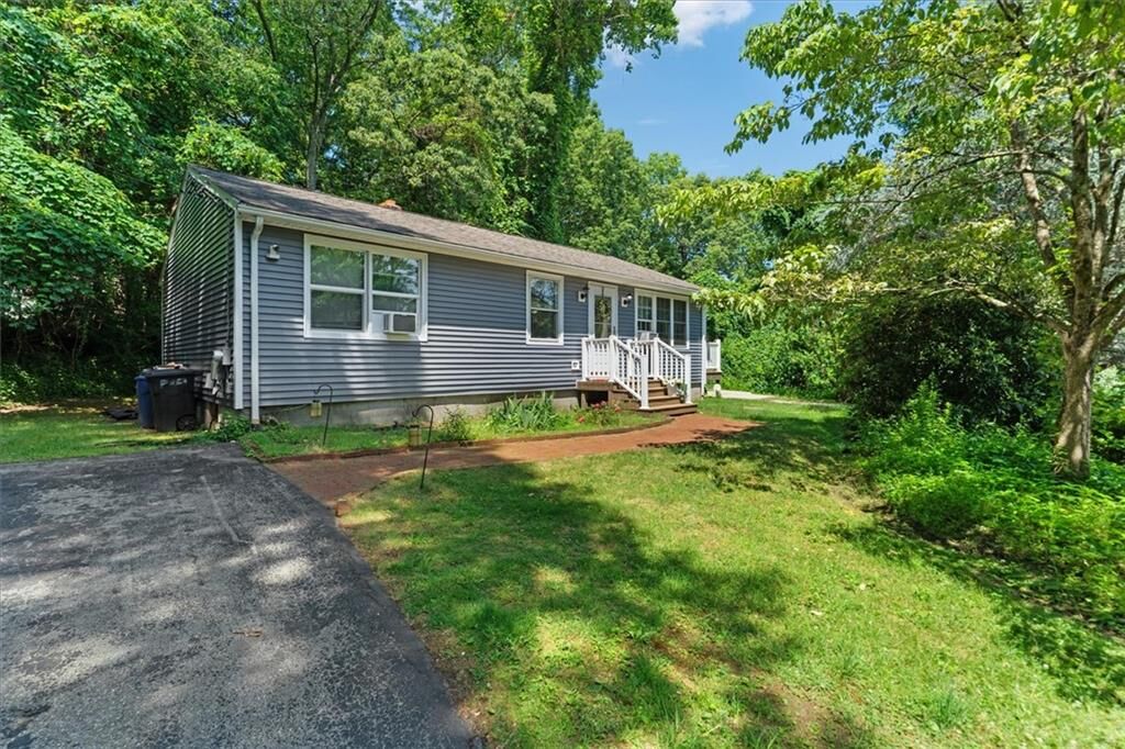 Property Photo:  7 Boulder Drive  RI 02919 