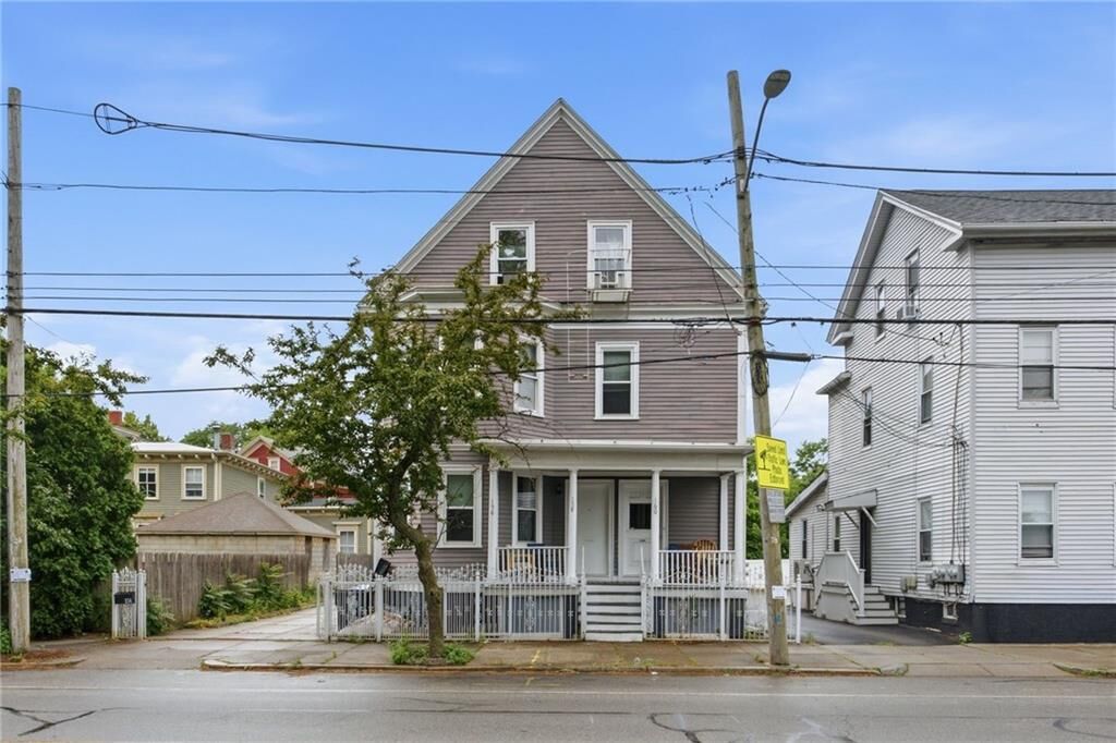 Property Photo:  156 Bridgham Street  RI 02909 