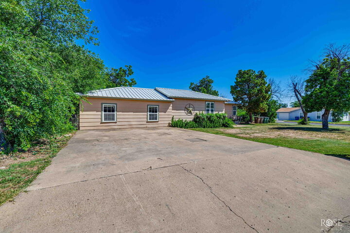 Property Photo: 2704 Waco Street TX 76901