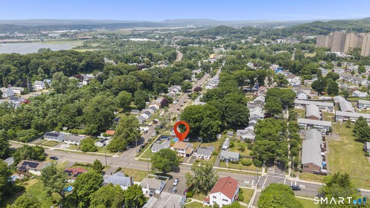 Property Photo: 270 Clifton Street CT 06513