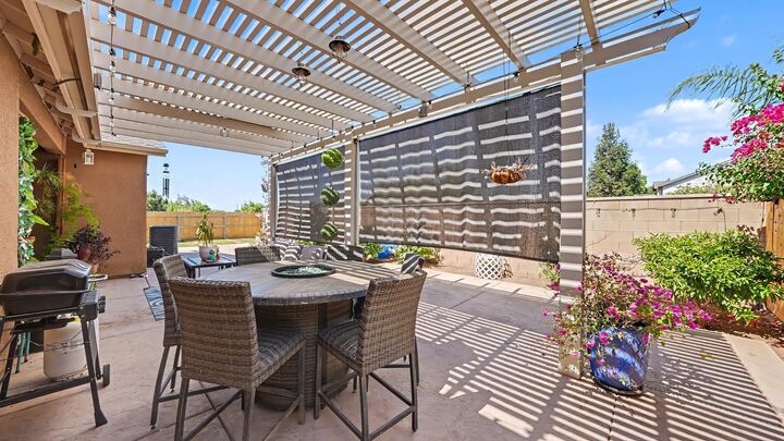 Property Photo: 4035 S Fontana Street CA 93277