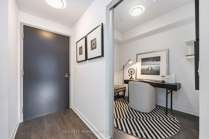 Property Photo: 38 Forest Manor Road 414 ON M2J 1M1