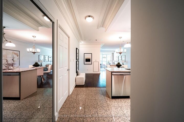 Property Photo: 80 Palace Pier Court 302 ON M8V 4C1