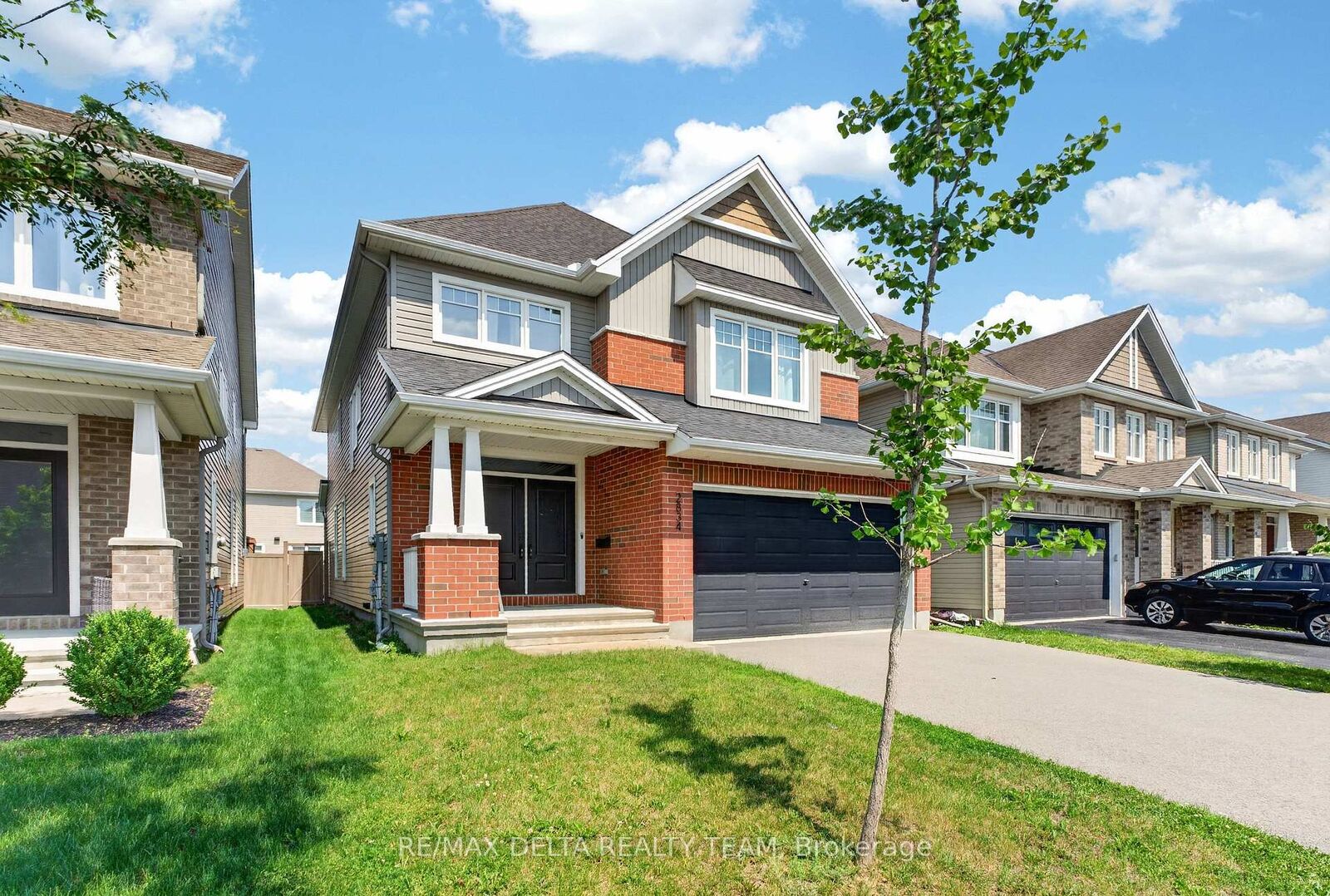 Property Photo: 2834 Grand Canal Street ON K2J 6E4