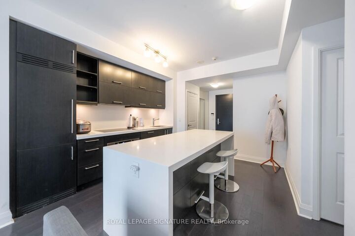 Photo de la propriété:  1080 Bay Street 901  ON M5S 0A6 