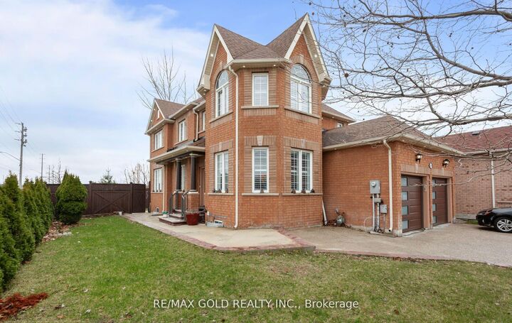 1090 Trudeau Drive — photo 1