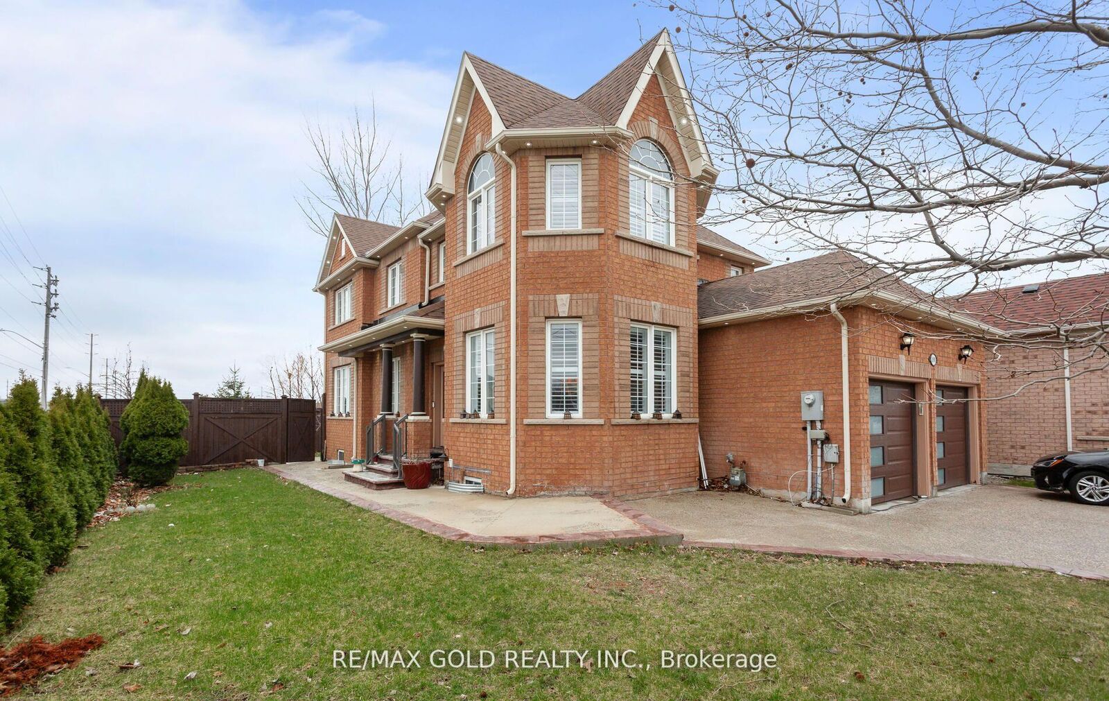 Property Photo: 1090 Trudeau Drive ON L9T 0A3