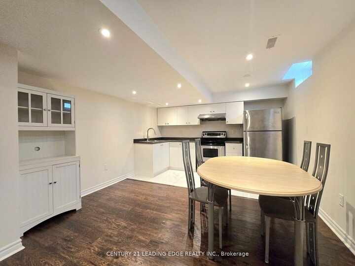 Property Photo: 51 Braden Way ON L4H 2W6
