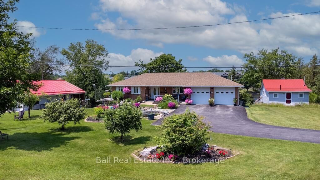 Property Photo: 3 Cedar Drive ON K0L 1Y0