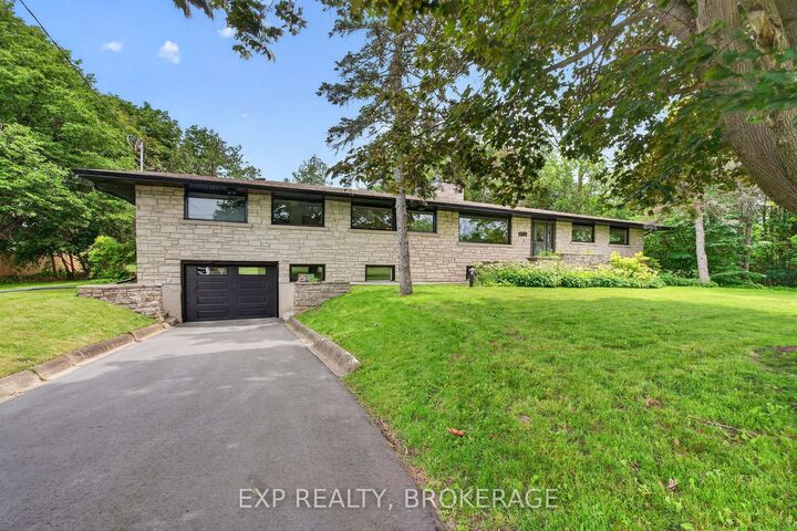 1802 Sydenham Road — photo 1