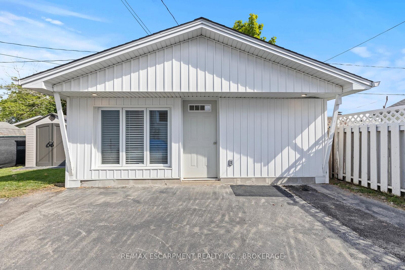 Property Photo:  362 Gatfield Avenue Unit 2  ON L3B 5B2 