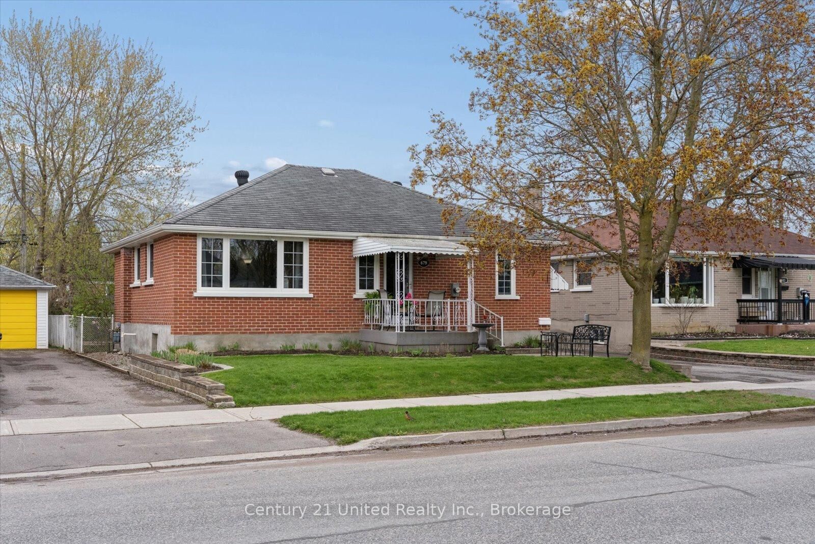 Property Photo: 679 Bellaire Street ON K9J 3Y5